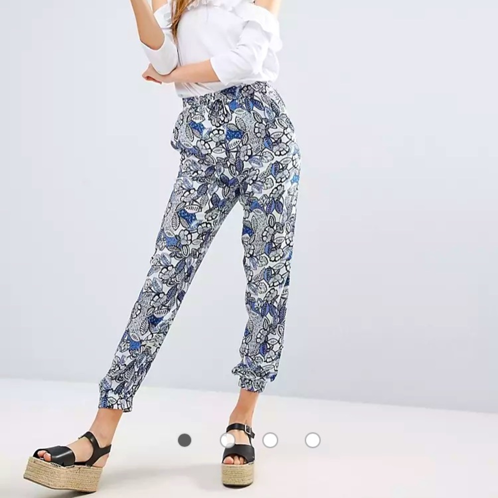 ❤️ ASOS Madam Rage Lightweight Joggers